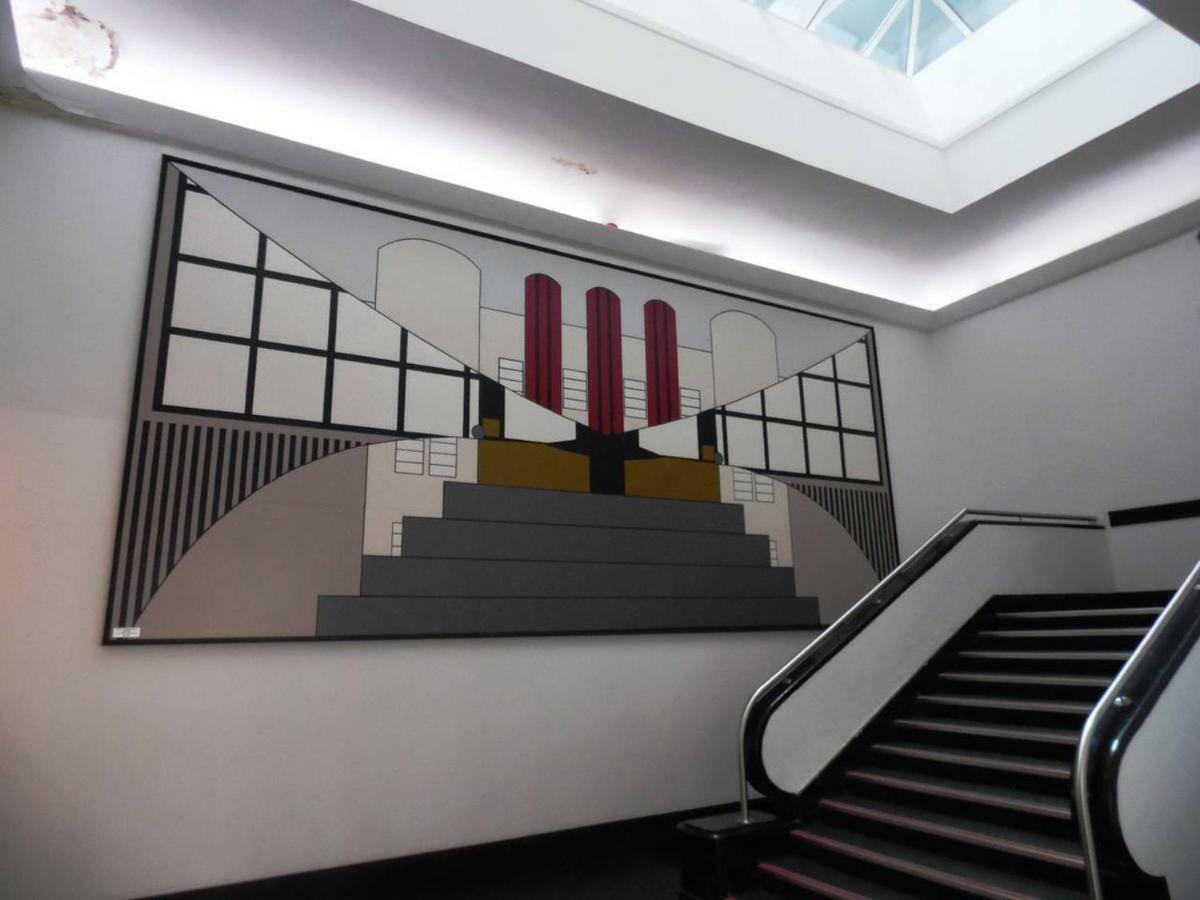 Art Deco Building On Vibrant Sauchiehall Street Glasgow Buitenkant foto